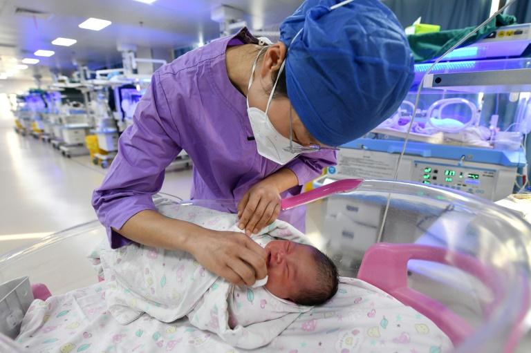 Pour la première fois en plus de 60 ans, la population chinoise diminue