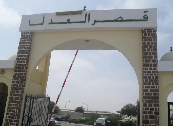 Affaire des tables scolaires : plusieurs responsables de l’Éducation déférés au parquet de Nouakchott-Ouest