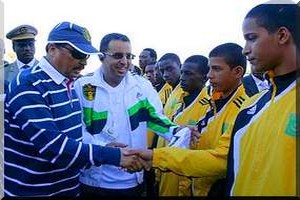 Le président Ould Abdel Aziz assistera au match Mauritanie-Sénégal ce soir au Stade Olympique de Nouakchott