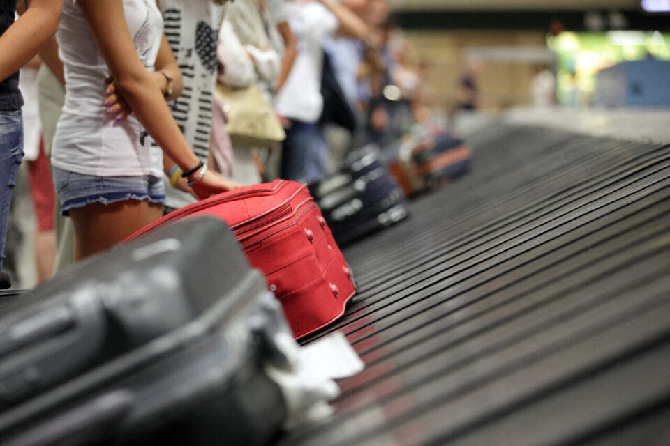 Vol Dakar-Paris dérouté : le signal d'alerte déclenché à cause de l'odeur du bagage cabine d'un passager