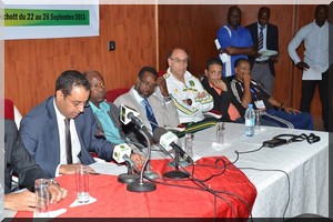 Football: les arbitres mauritaniens renforcent leurs compétences - [PhotoReportage] 