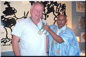 Mammoet Salvage équipe gratuitement les bureaux du Marathon International de Nouadhibou.
