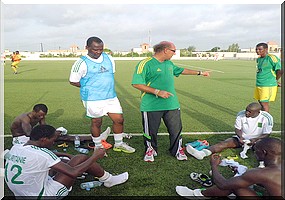 Le sélectionneur des Mourabitounes prépare le match de qualification au CHAN  