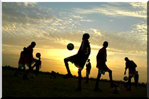 L’Ecole Feu Mini de Football : Un Centre à la croisée des chemins