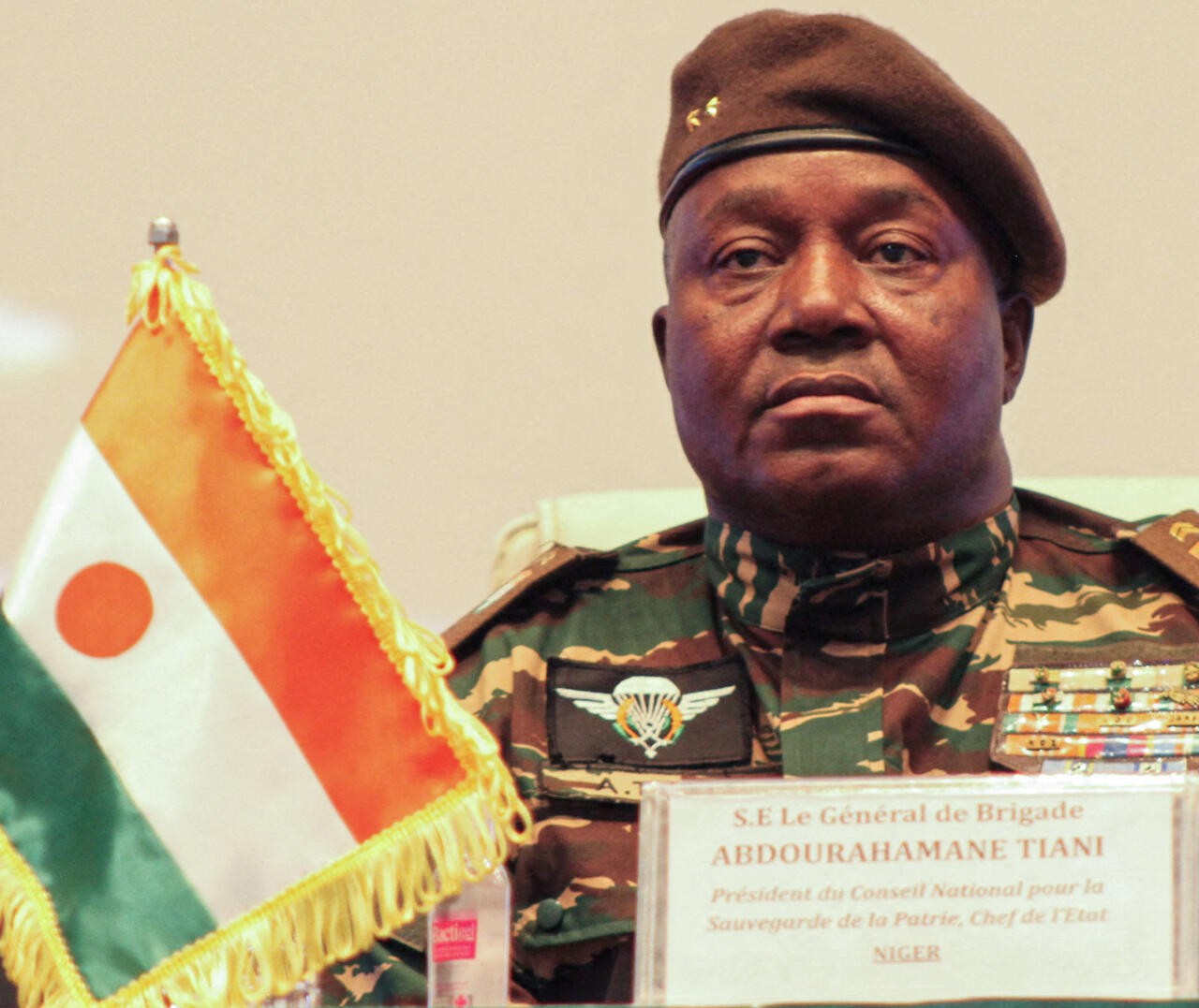 Cinq accusations portées par le président du Niger contre la France et les pays voisins